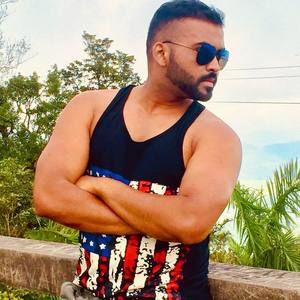 Meet your Posher, Akash